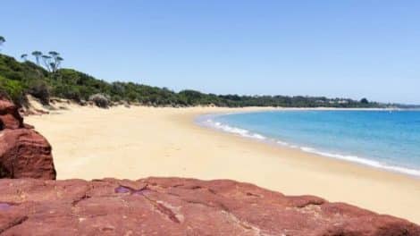 Red Rocks Beach